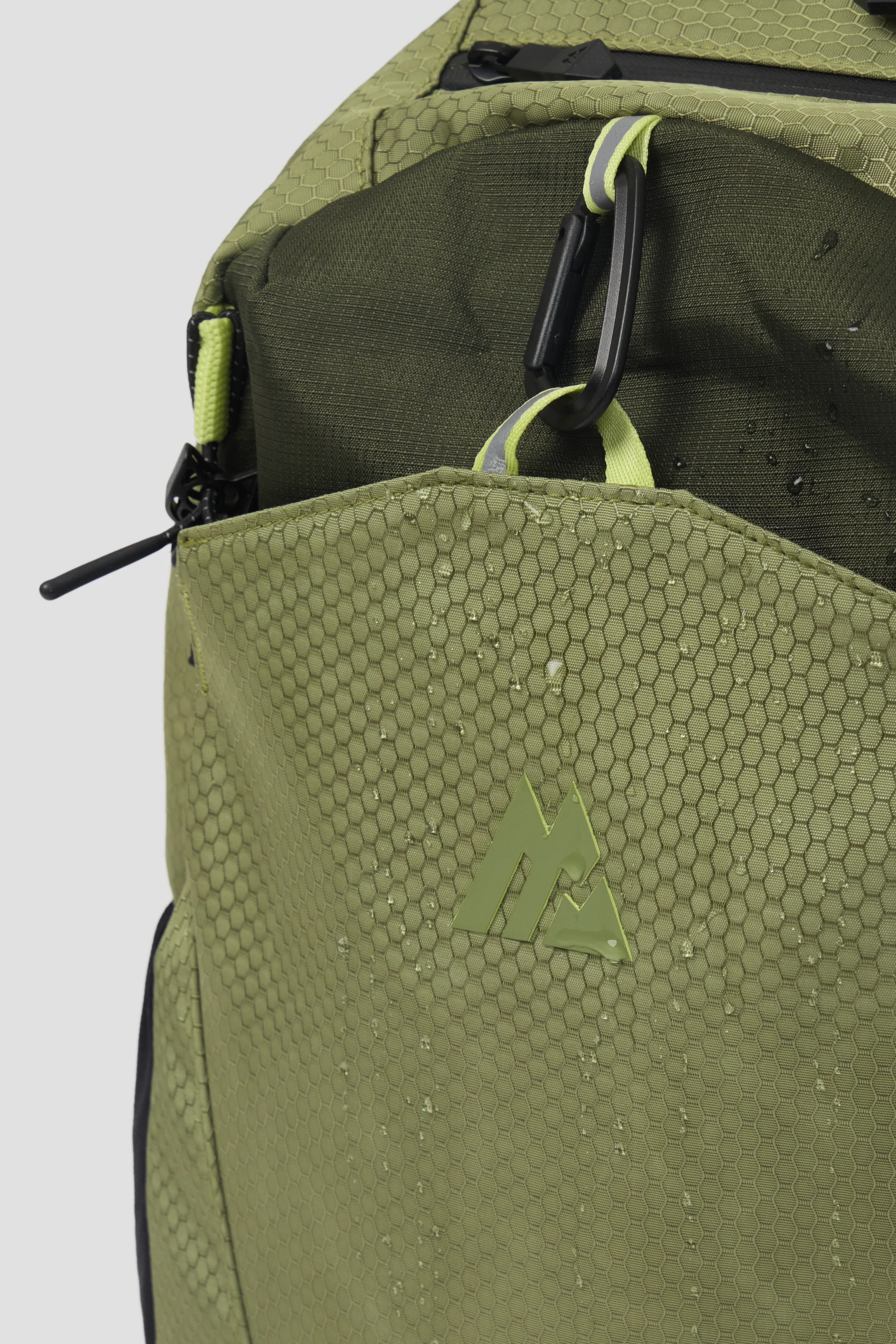 Apex 2.0 25L Backpack - Elm/Eden/Citrus - Image 7