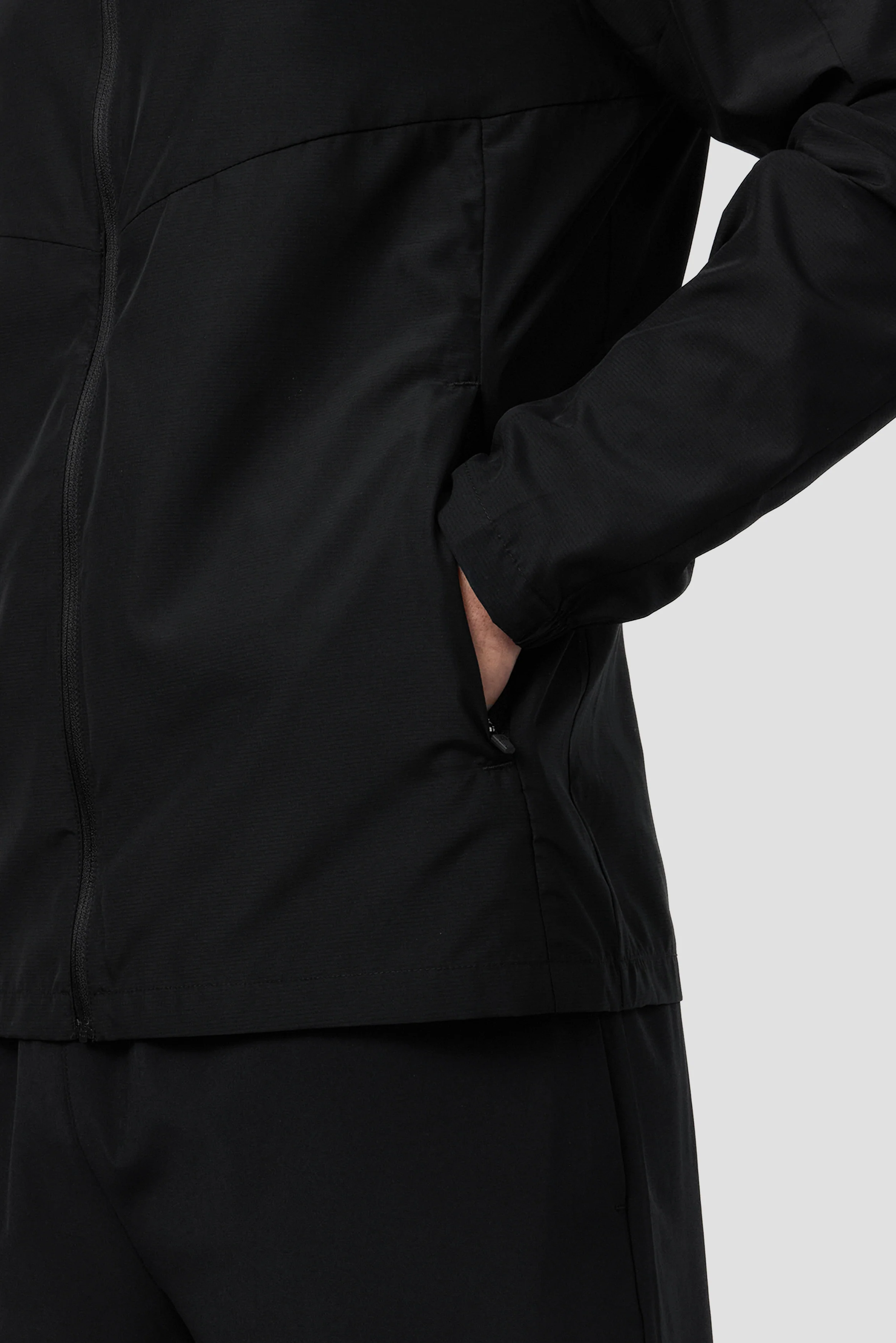 Breeze 3.0 Windbreaker - Black - Image 5