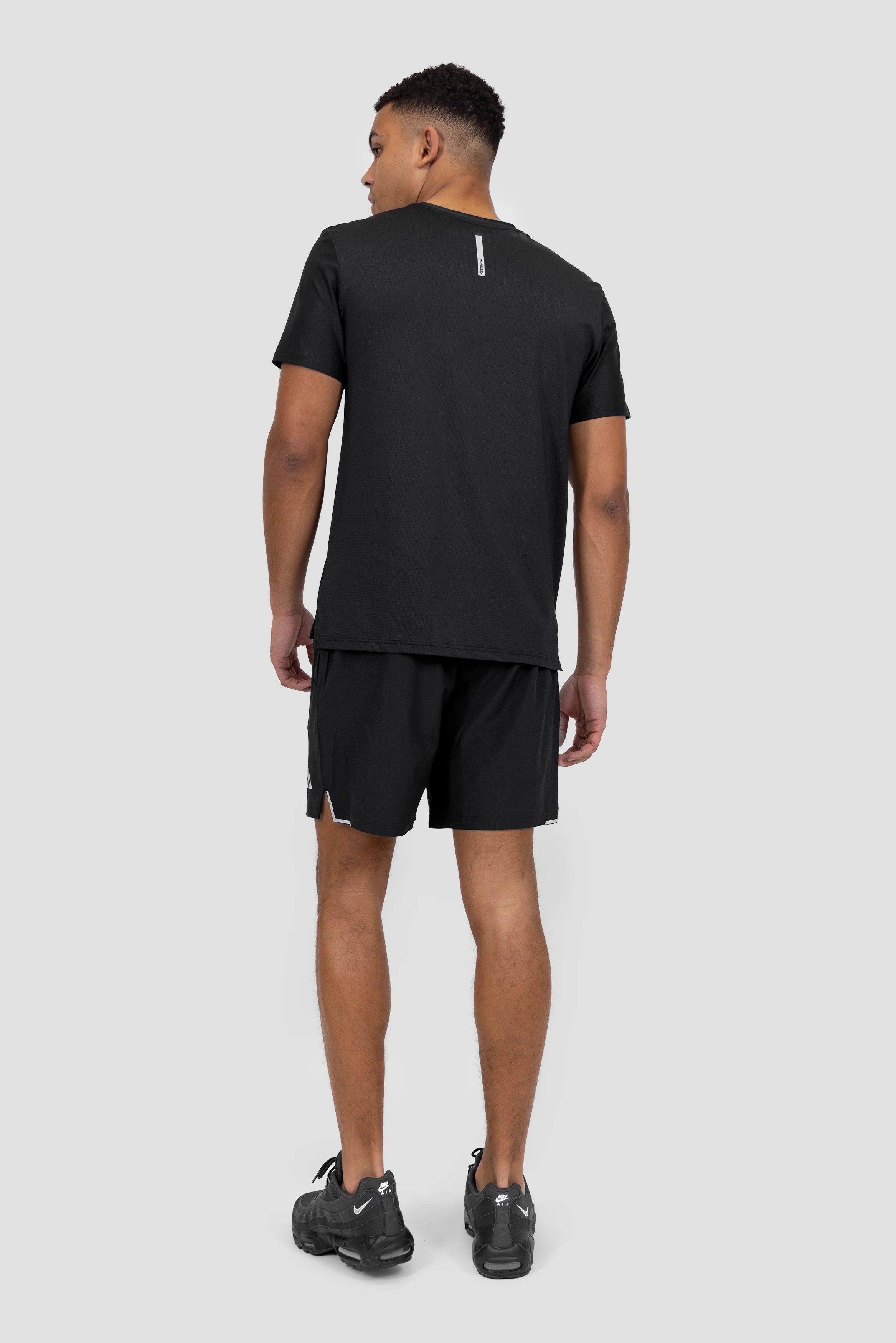 Charge 2.0 T-Shirt - Black - Image 4