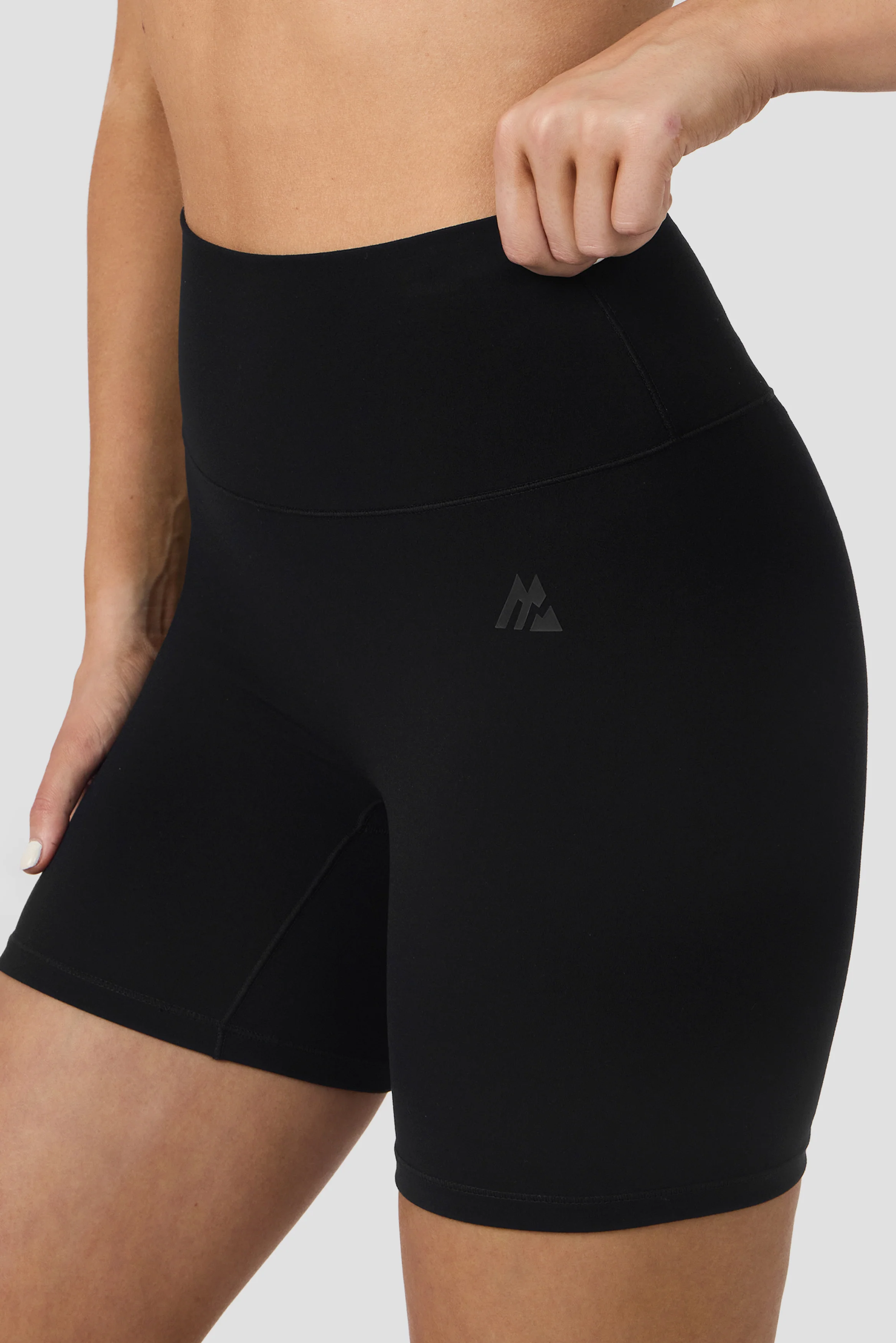 Form Booty Short - Black - Image 7