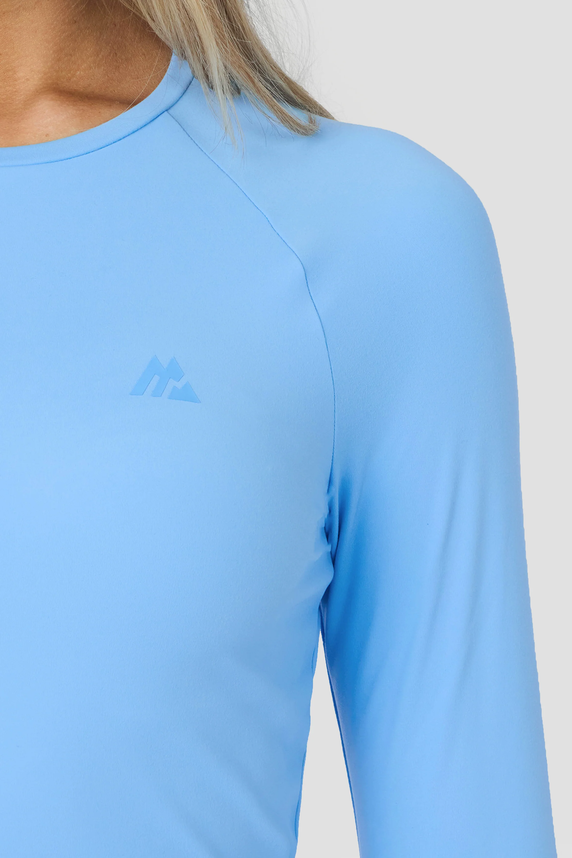 Form Long Sleeve T-Shirt - Powder Blue - Image 4