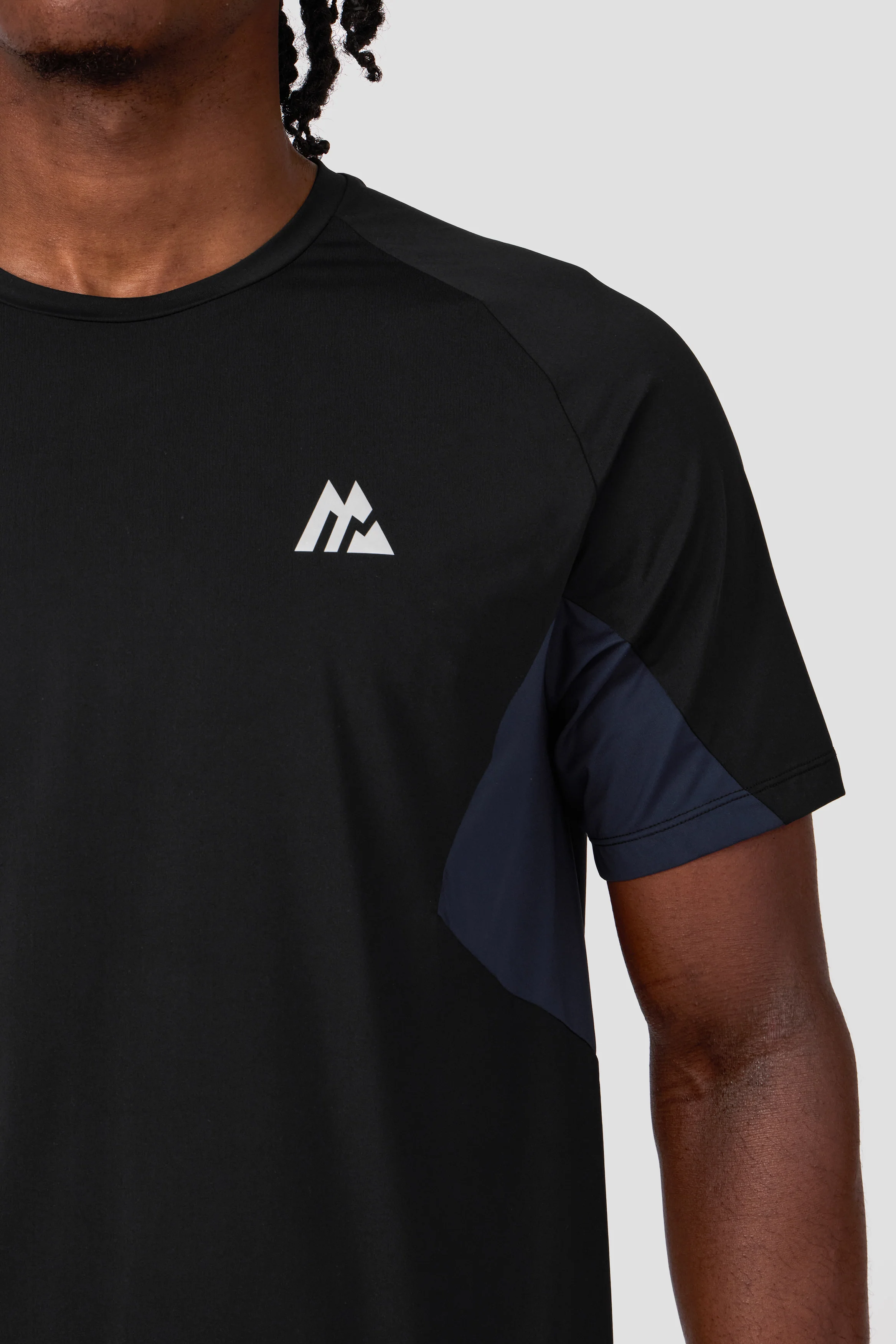 Endurance T-Shirt - Black/Midnight Blue/Bondi - Image 3