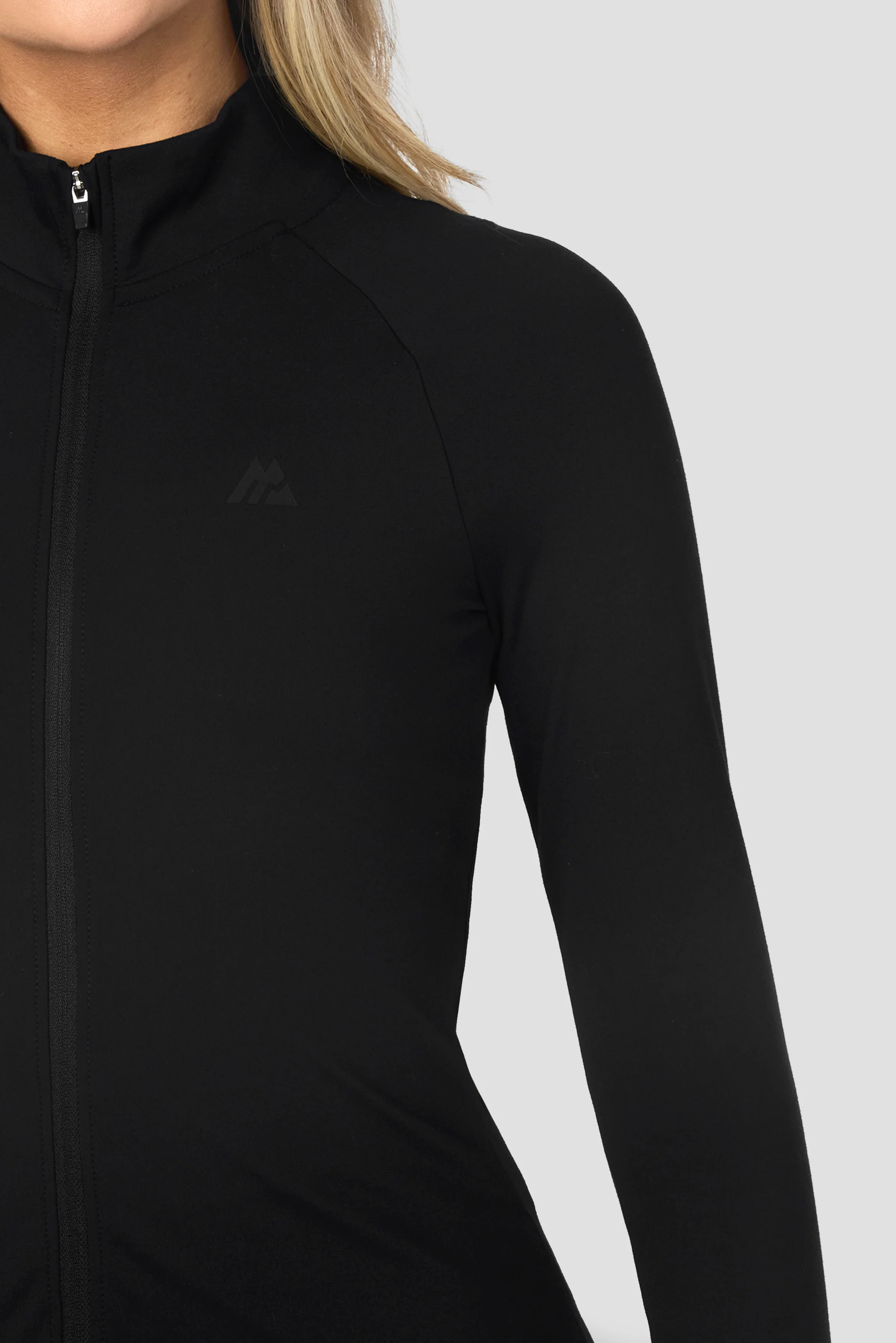 Form Full Zip - Black - Image 5
