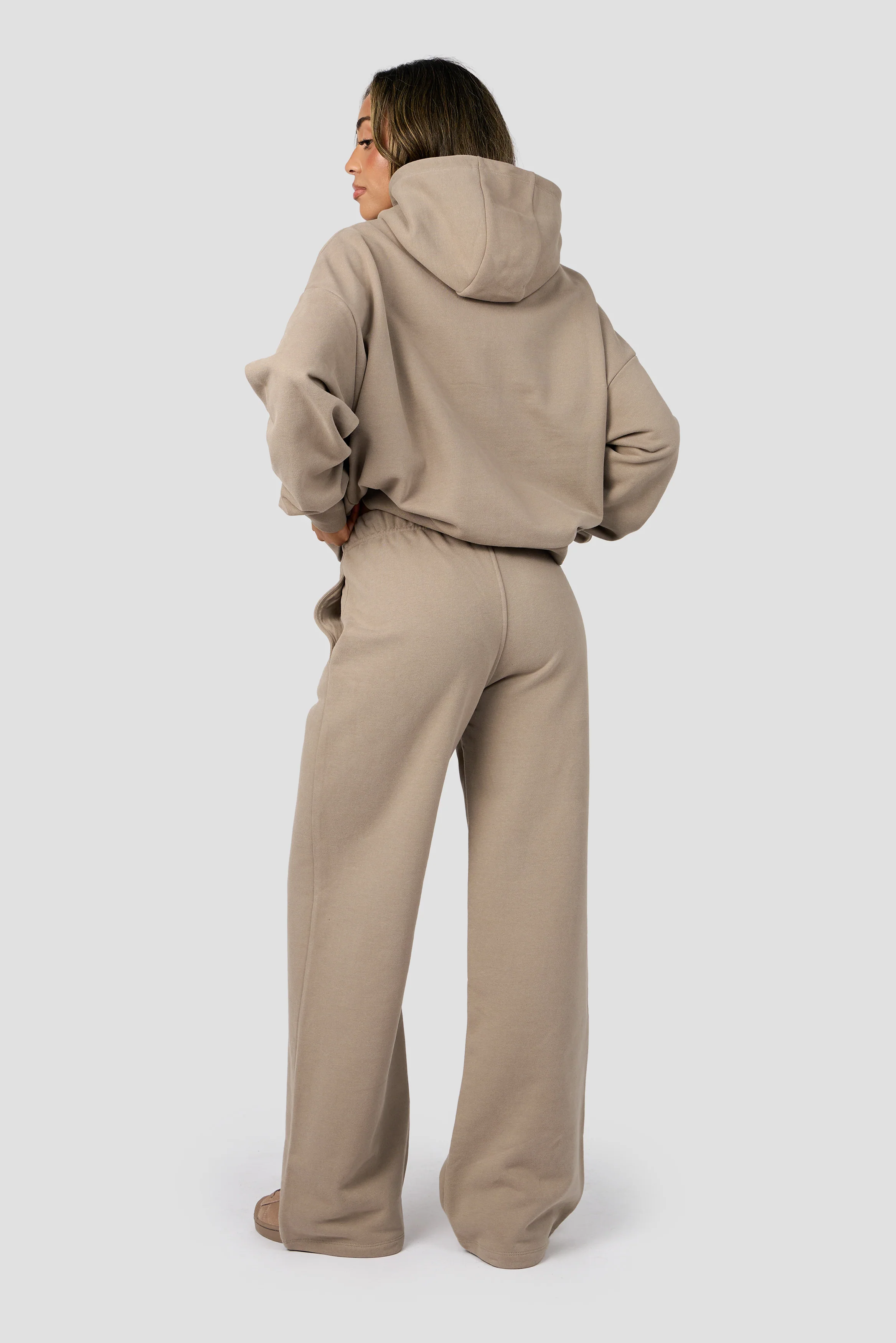 Form Wide Leg Jogger - Praline - Image 4